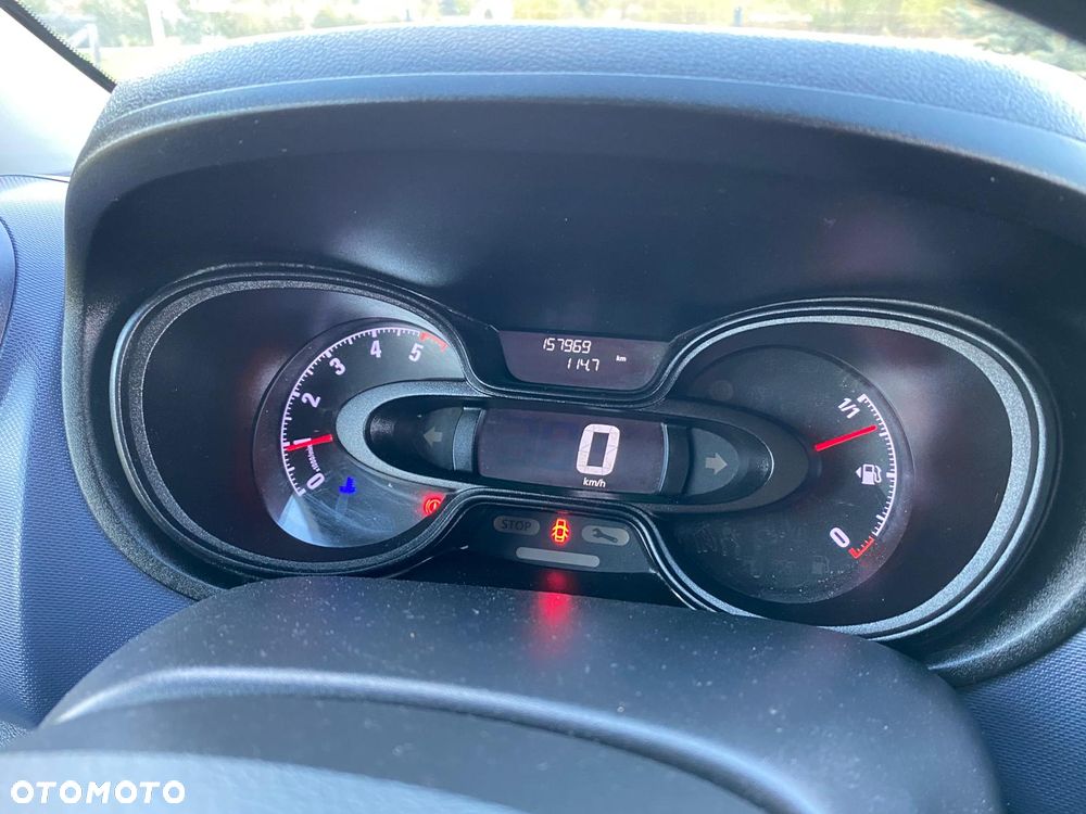 Opel VIVARO - 26