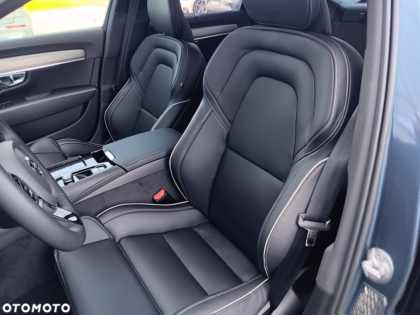 Volvo S90 - 14