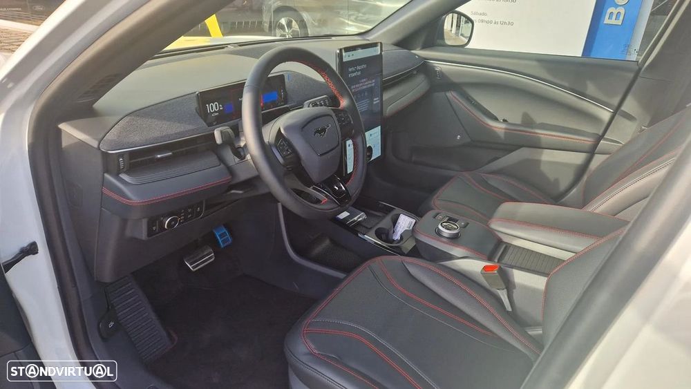 Ford Mustang Mach-E Premium AWD - 7