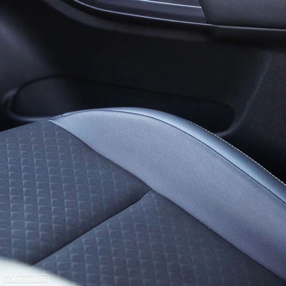 Nissan Juke 1.0 DIG-T Kiiro - 33