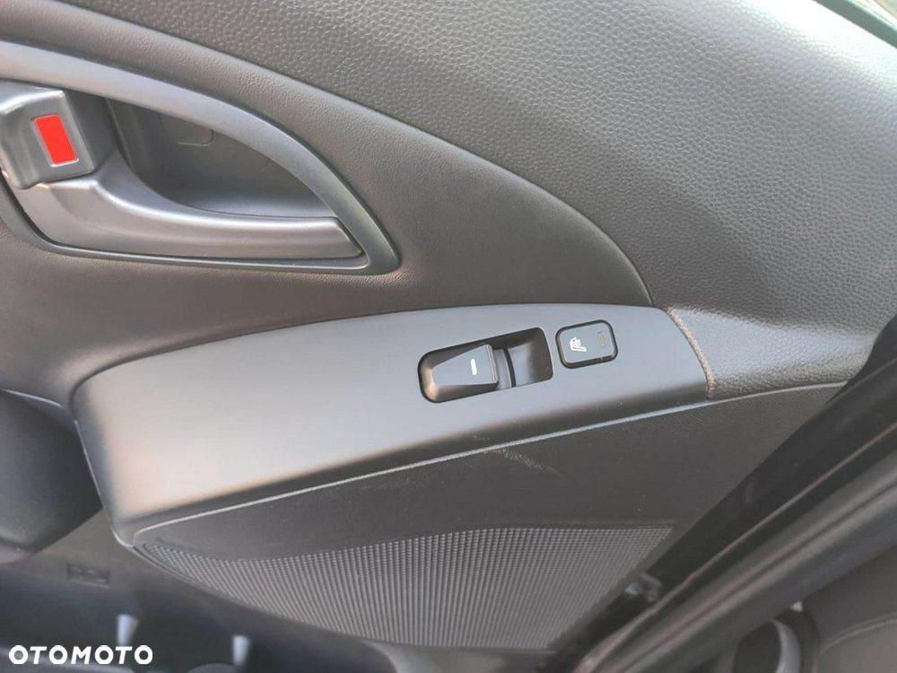 Hyundai ix35 - 10