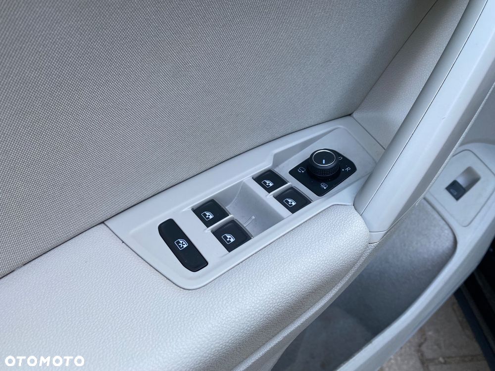 Volkswagen Tiguan 2.0 TSI 4Mot Elegance DSG - 11