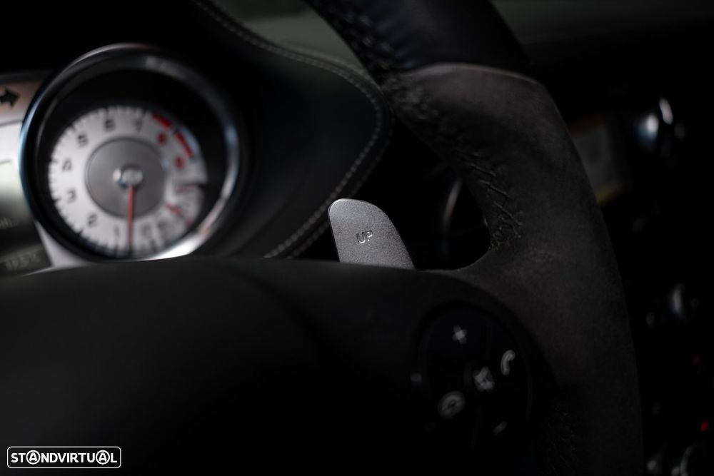 Mercedes-Benz SLS 63 AMG - 46