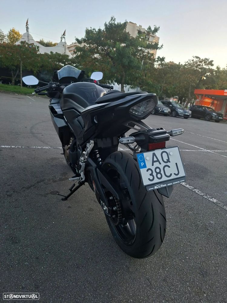 Honda CBR - 2