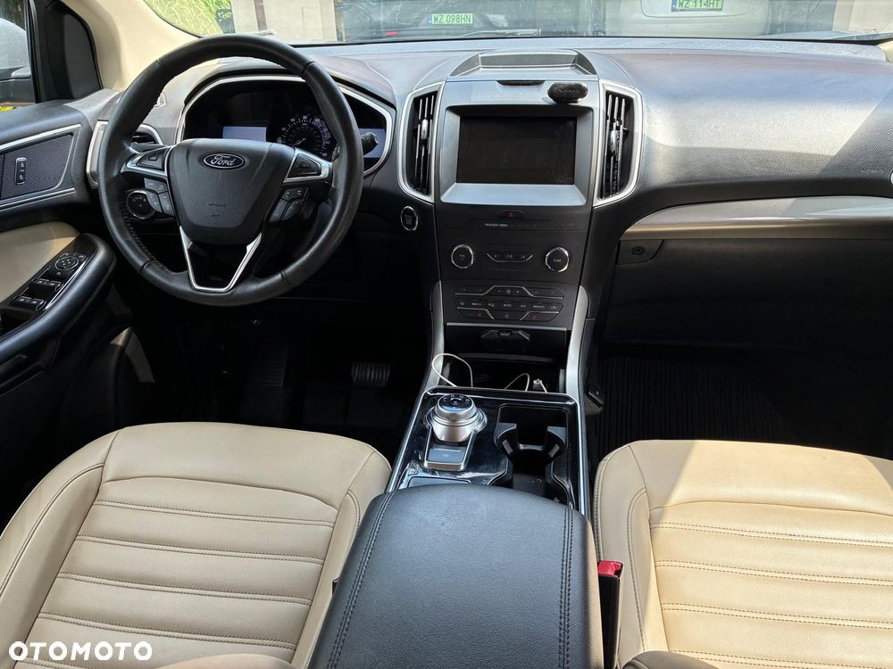 Ford Edge - 17