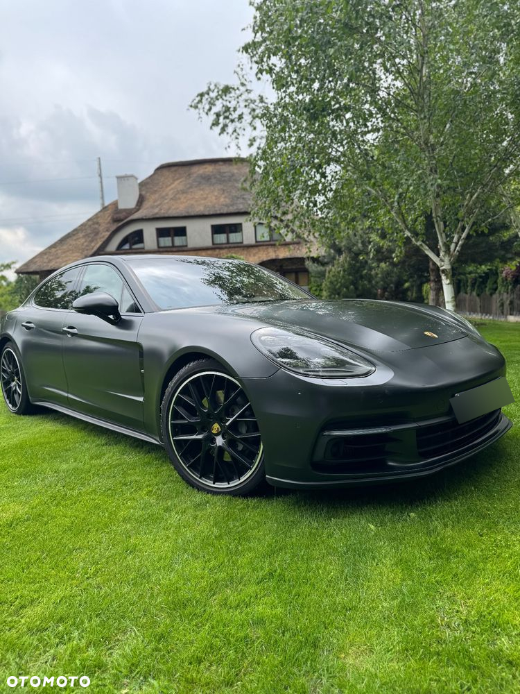 Porsche Panamera 4S - 10