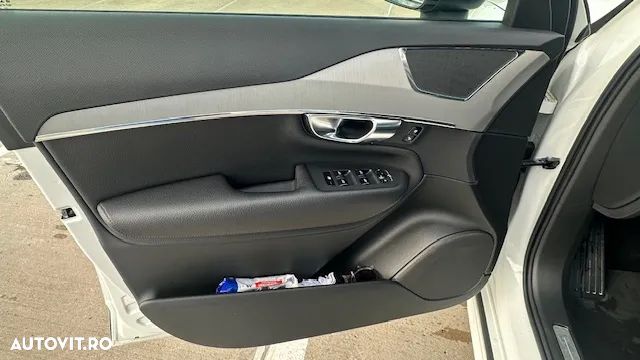 Volvo XC 90 Recharge T8 eAWD R-Design Expression - 9