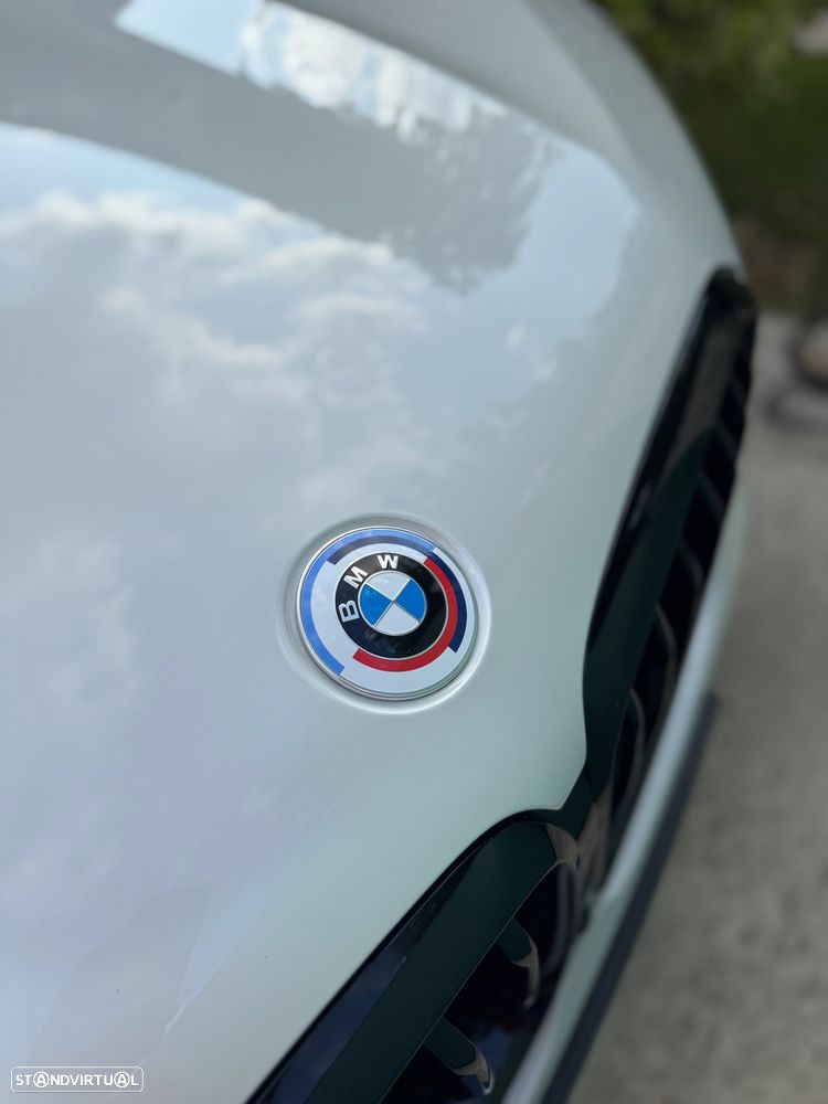 BMW X5 45 e xDrive Pack M 50 anos - 17