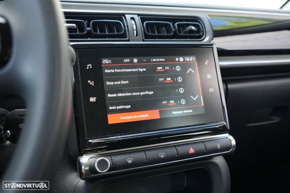 Citroën C3 1.2 PureTech Shine - 15