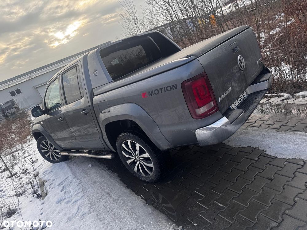 Volkswagen Amarok 3.0 V6 TDi 4MOTION Highline - 3