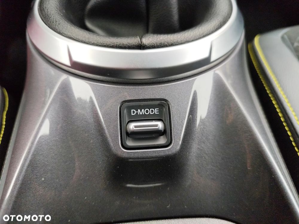 Nissan Juke 1.0 DIG-T Kiiro - 24