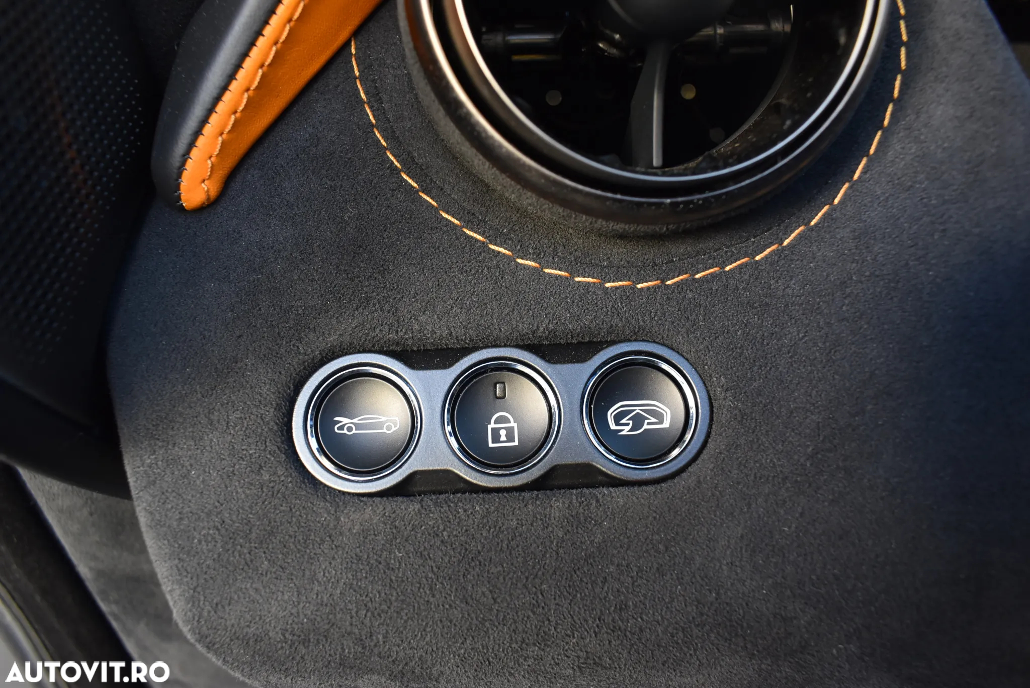 McLaren 720S - 20