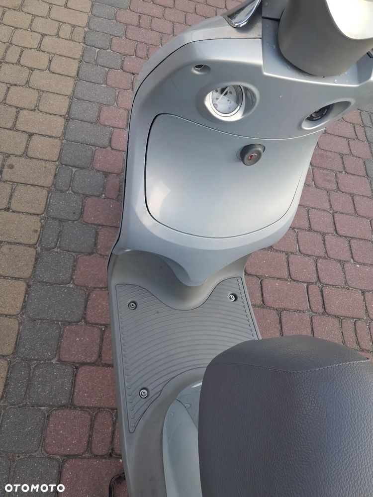 Aprilia SX - 7