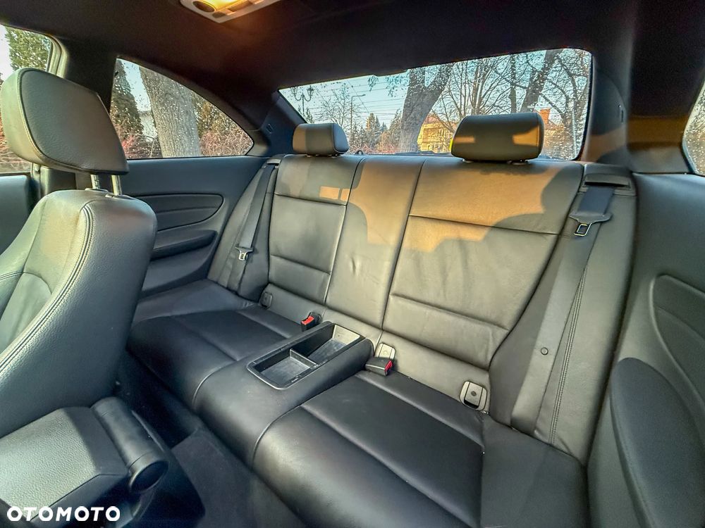 BMW Seria 1 135i Limited Edition Lifestyle mit M Sportpaket - 11