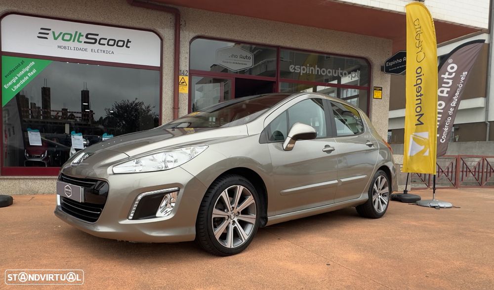 Peugeot 308 1.6 e-HDi Allure CMP6 - 18