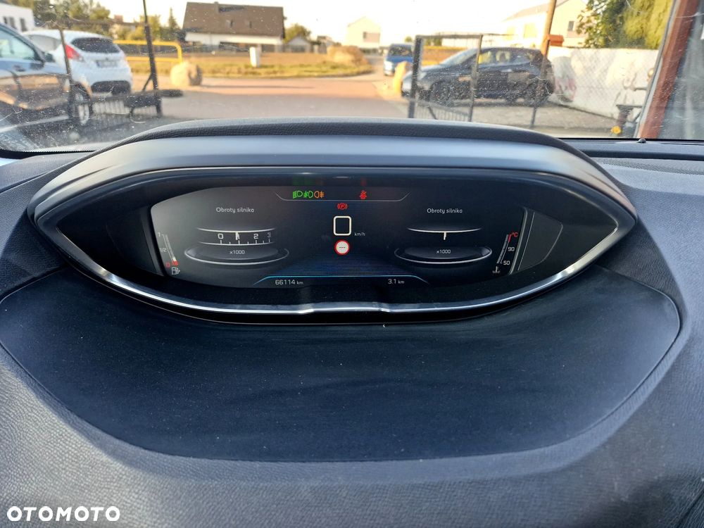 Peugeot 3008 1.2 PureTech Access S&S - 16