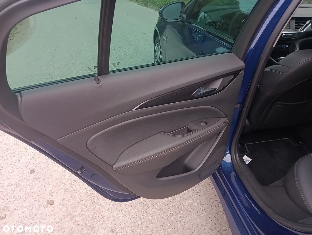 Opel Insignia 2.0 Dynamic - 12