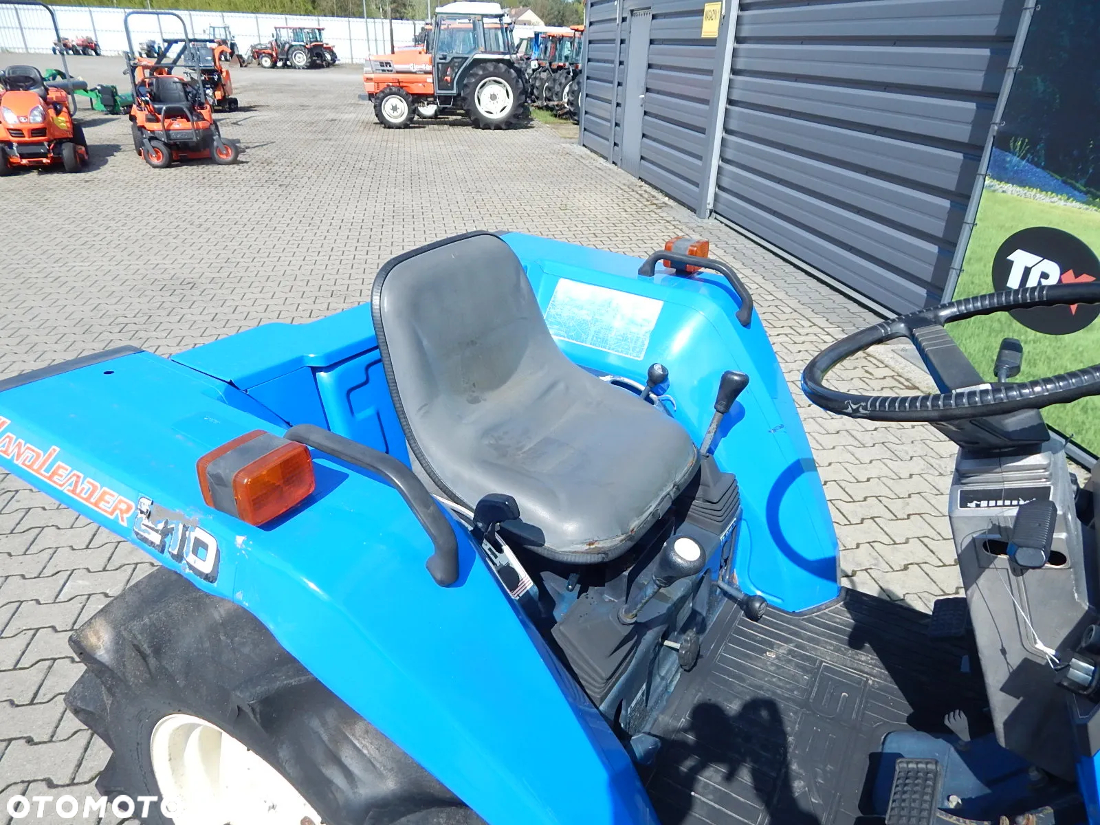 Iseki TA210F - 6
