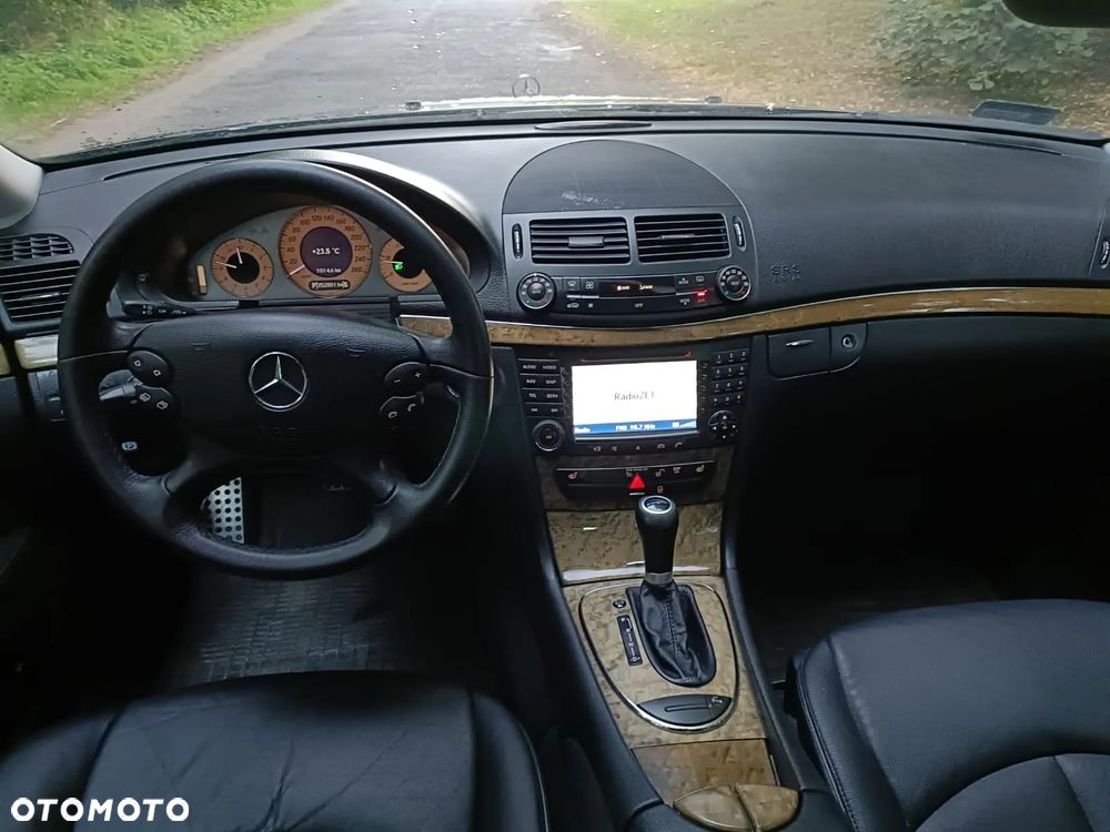 Mercedes-Benz Klasa E 280 CDI 4-Matic T Avantgarde - 18