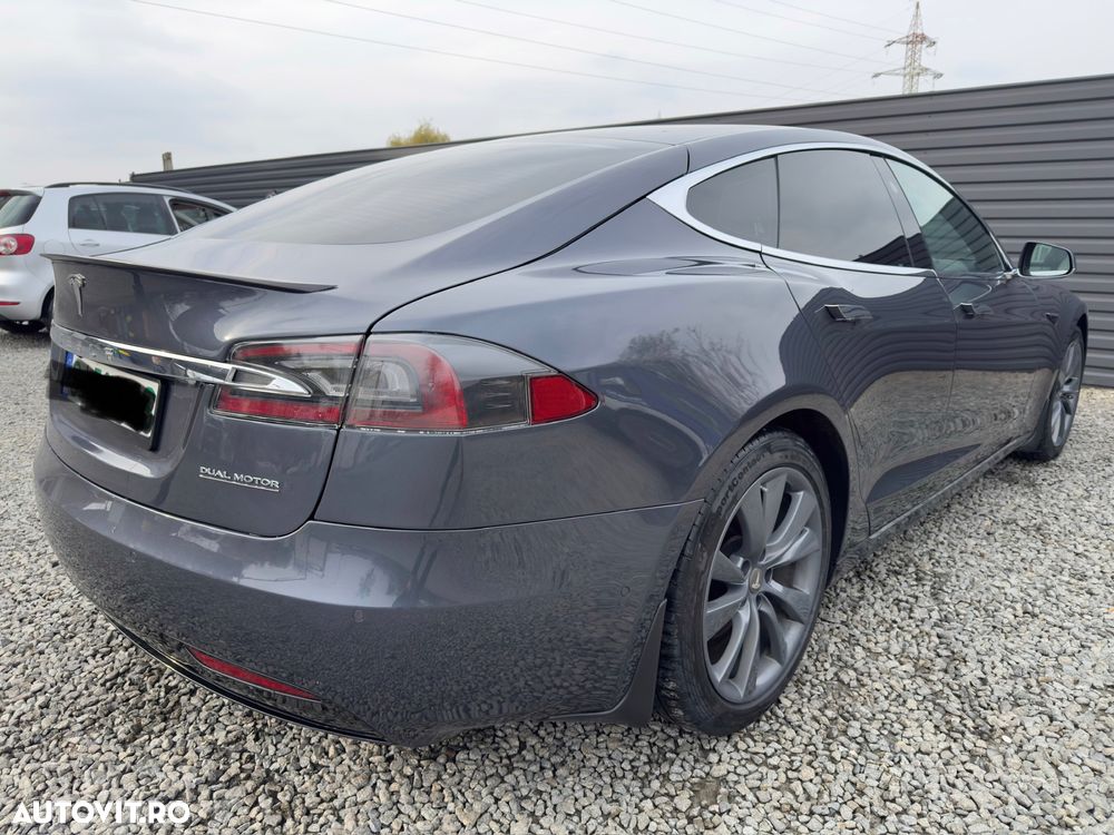 Tesla Model S Performance - 5