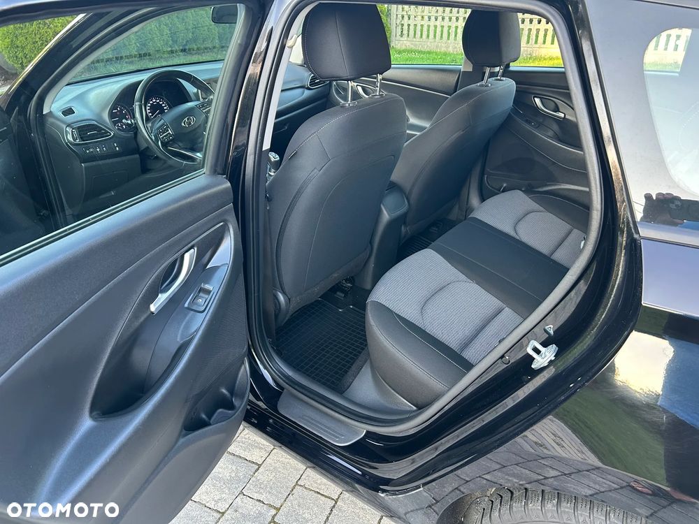Hyundai i30 1.5 DPI Modern - 21