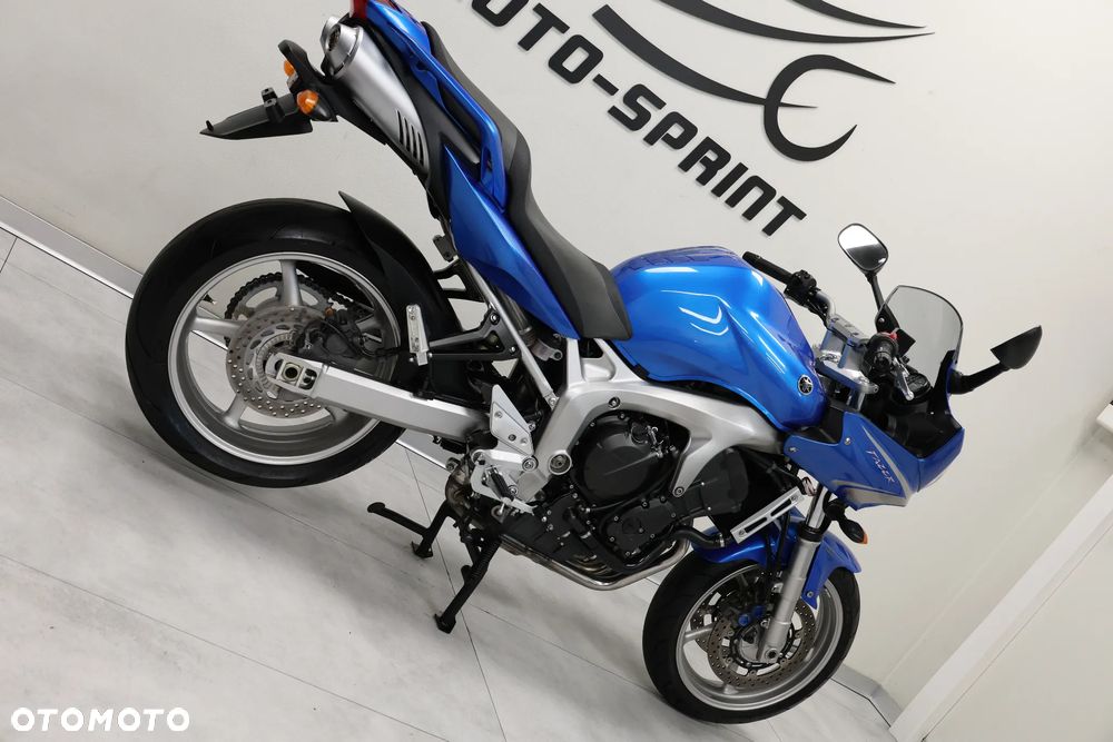 Yamaha FZ - 10