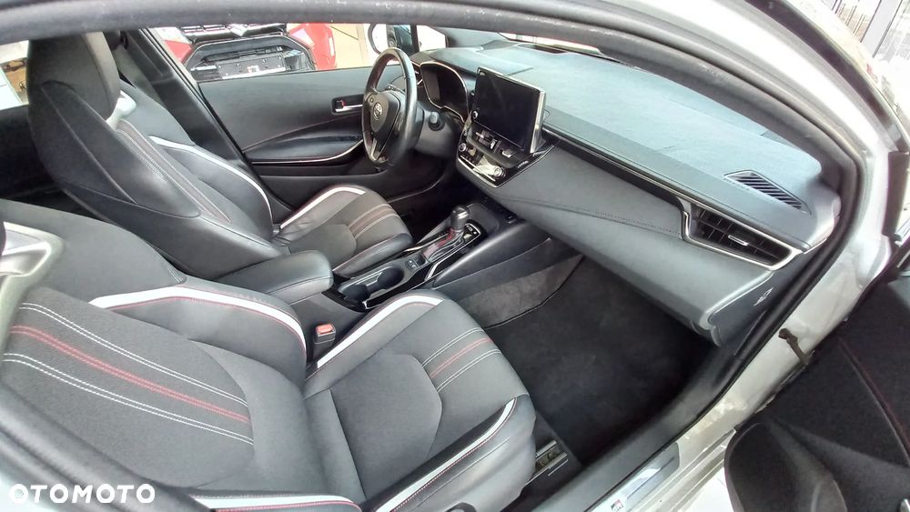 Toyota Corolla 1.8 Hybrid GR Sport - 33