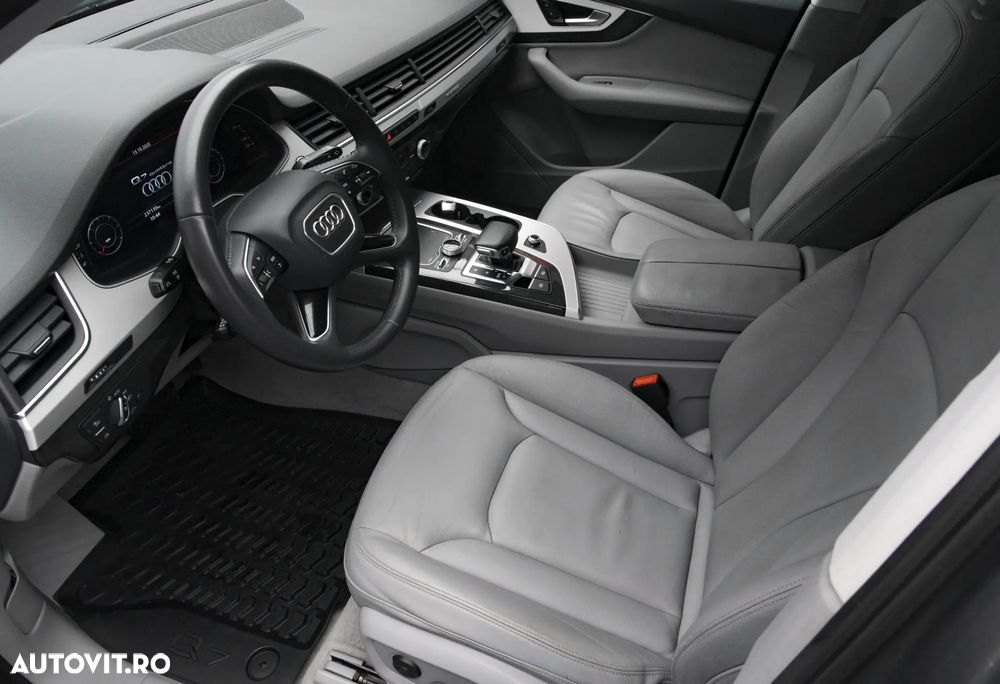 Audi Q7 3.0 ultra TDI Quattro Tiptronic - 11