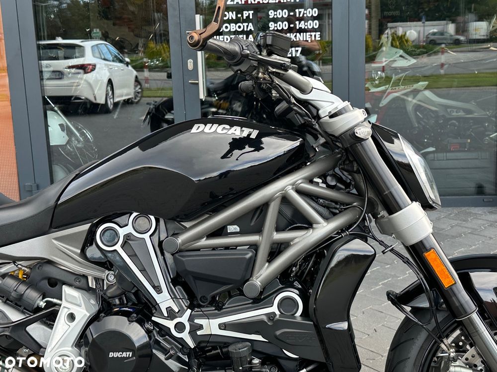 Ducati Diavel - 9