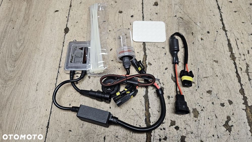 Zestaw Xenon HID Pilot H9  Can-Bus 35W   6000K - 2