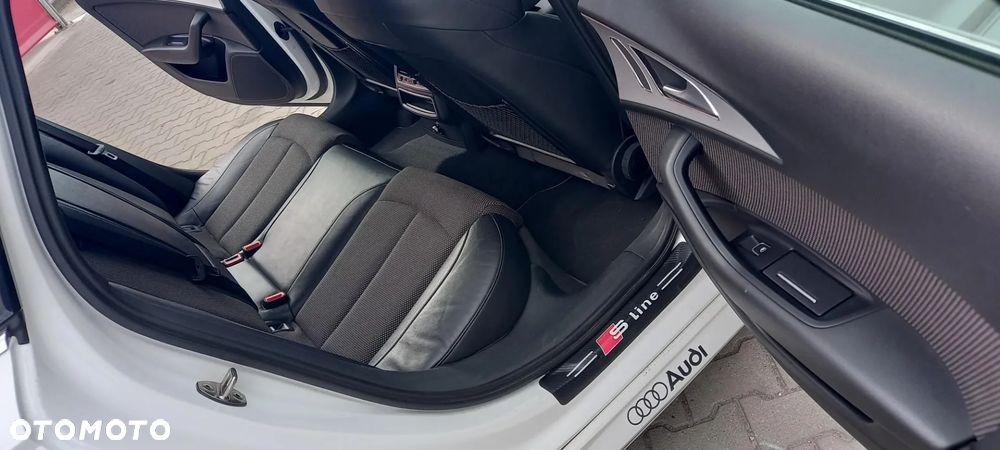 Audi A6 Avant 2.0 TDI Ultra S tronic - 10