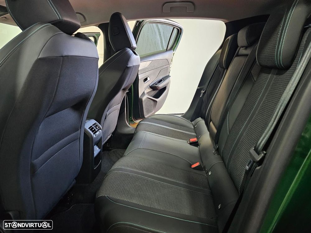 Peugeot 308 1.2 PureTech Allure EAT8 - 14