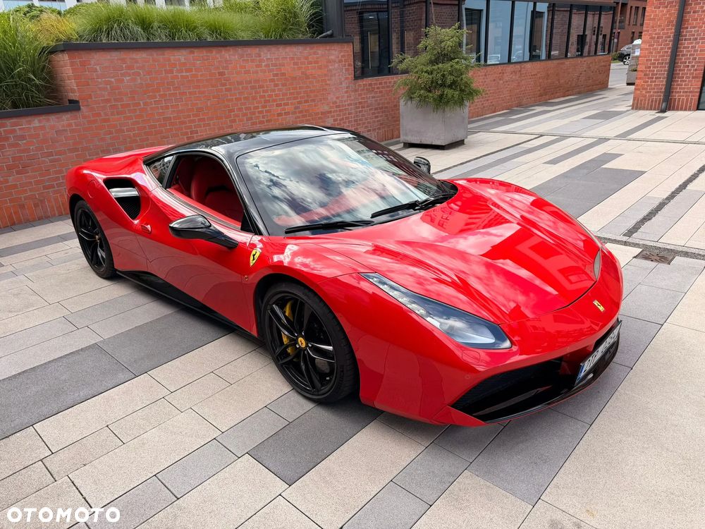 Ferrari 488 - 16