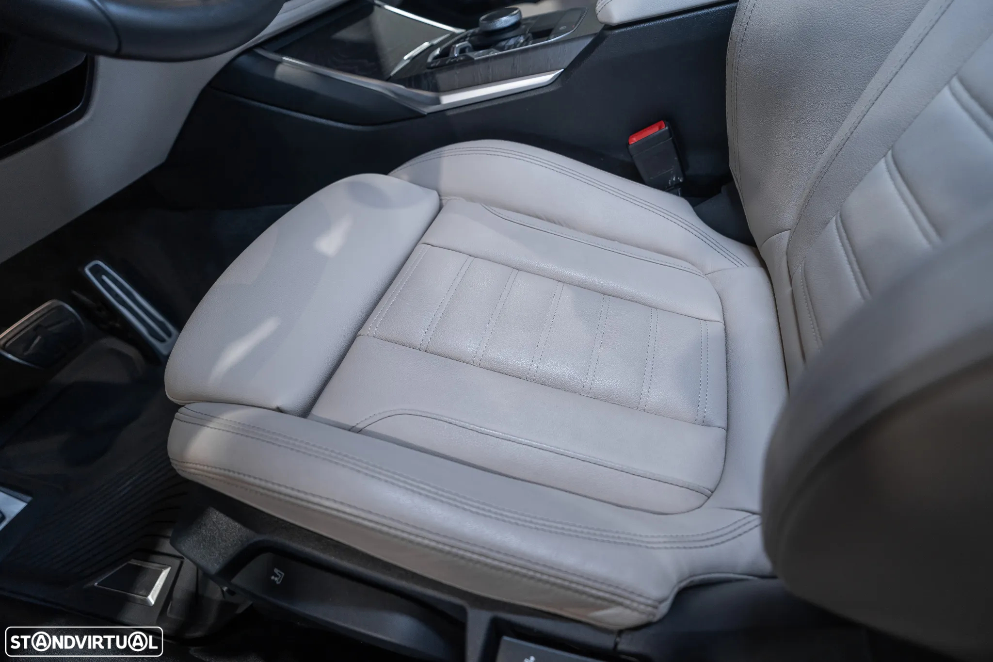 BMW 330 e Touring Pack M Auto - 24