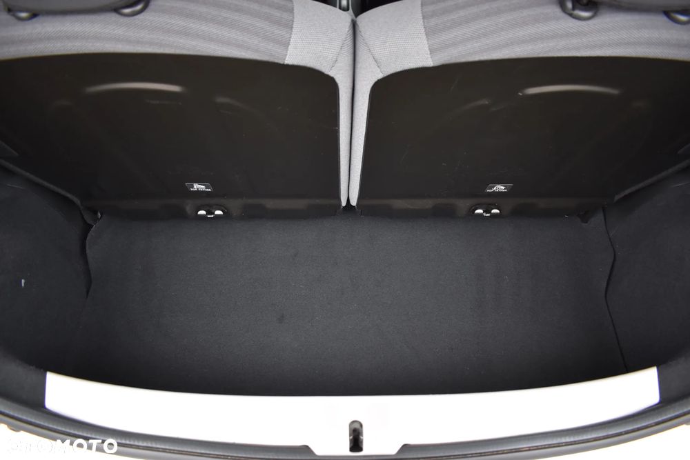 Toyota Aygo x.shift x-play connect - 21