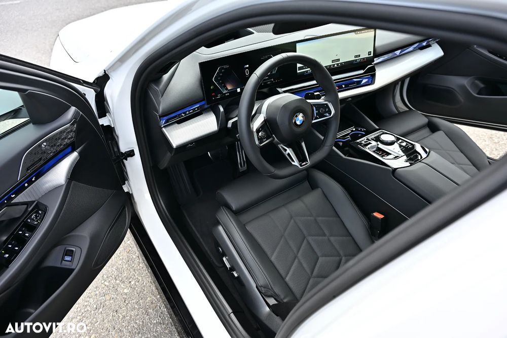 BMW Seria 5 530i xDrive AT - 20