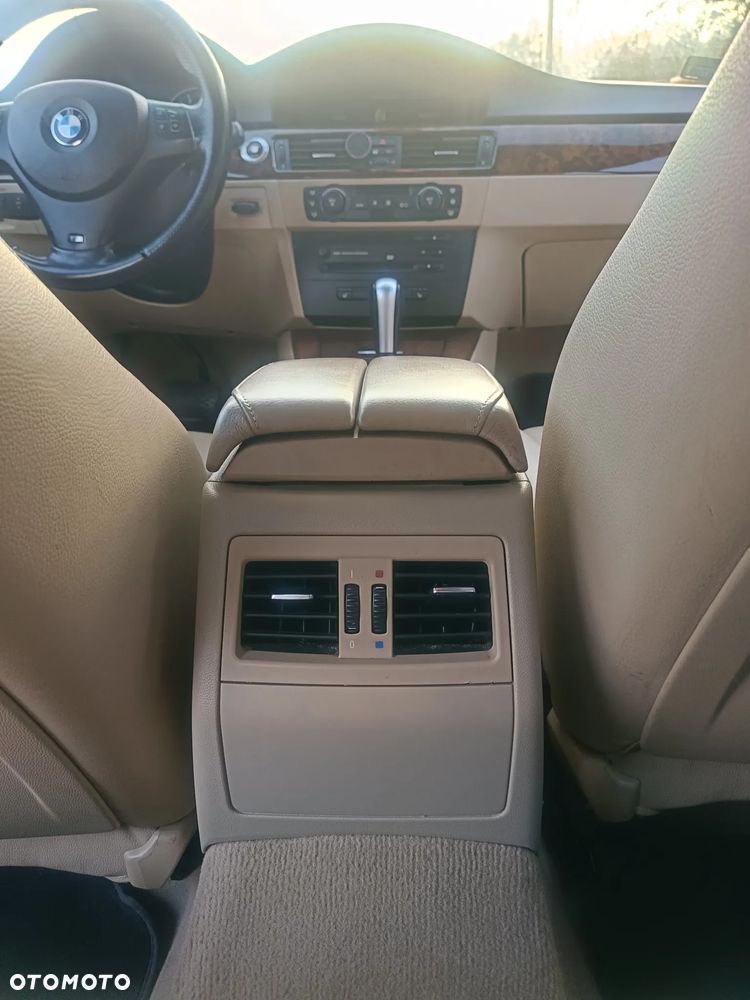 BMW Seria 3 - 18