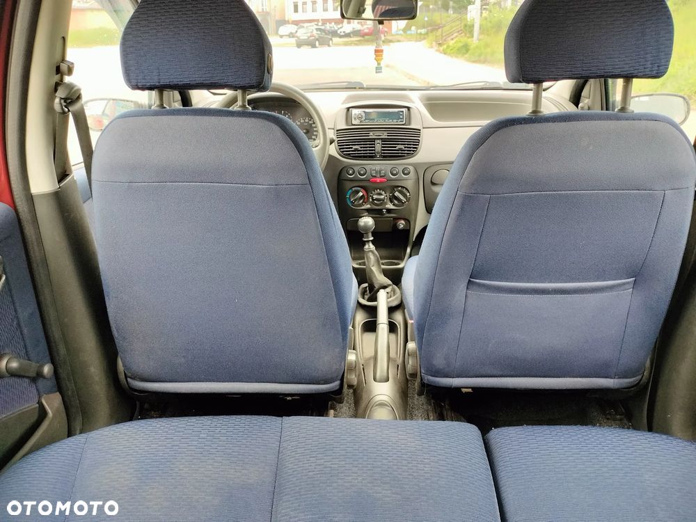 Fiat Punto 1.2 8V ELX - 21