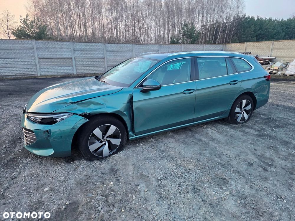 Volkswagen Passat 2.0 TDI EVO Essence DSG - 3