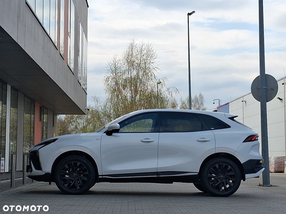 Forthing T5 EVO T-Five 1.5T HEV e-CVT - 8