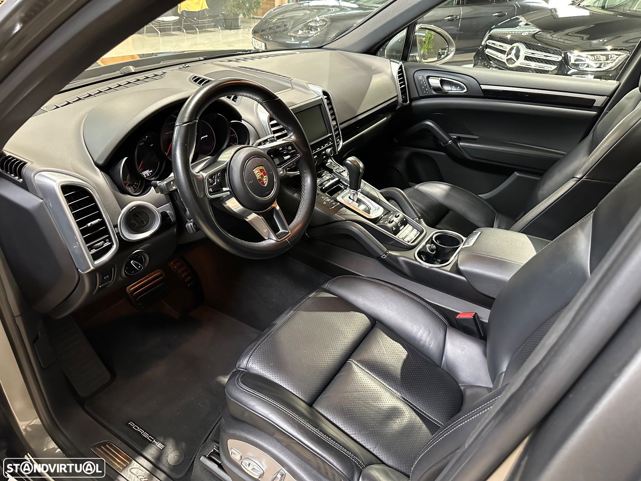 Porsche Cayenne Standard - 15