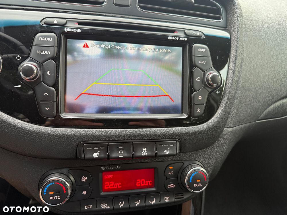 Kia Ceed - 24