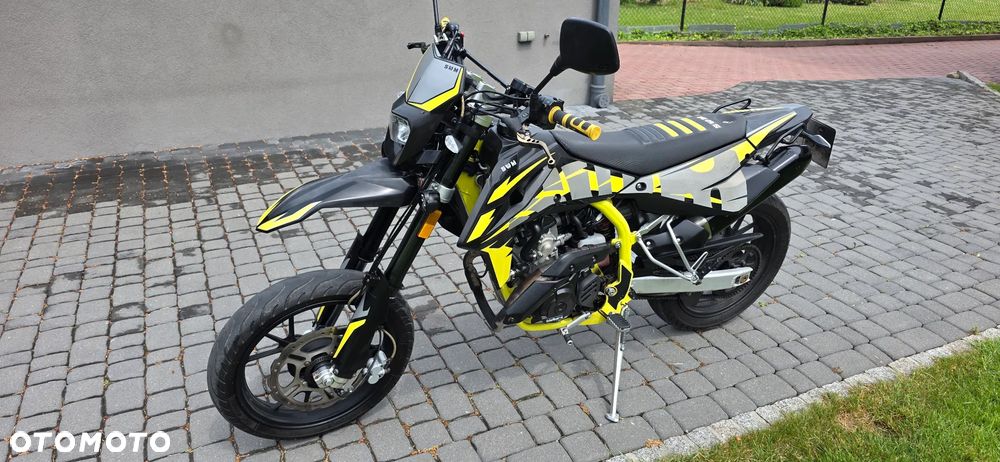 SWM SM 125 R - 11