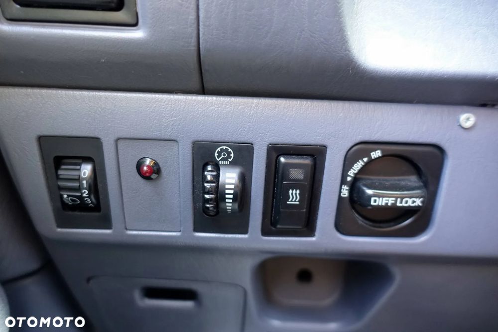 Toyota Land Cruiser 3.0 D Luna - 21