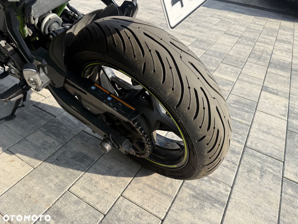 Kawasaki ER - 6