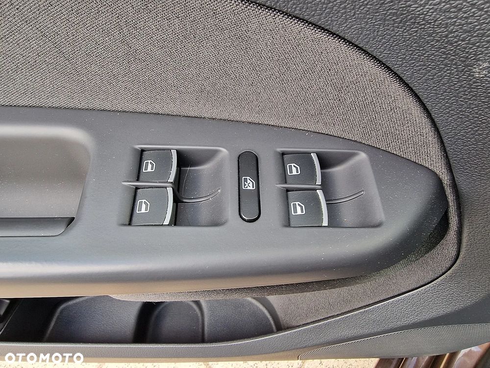 Volkswagen Touran 1.4 TSI Cup - 12