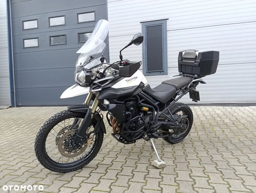Triumph Tiger - 12