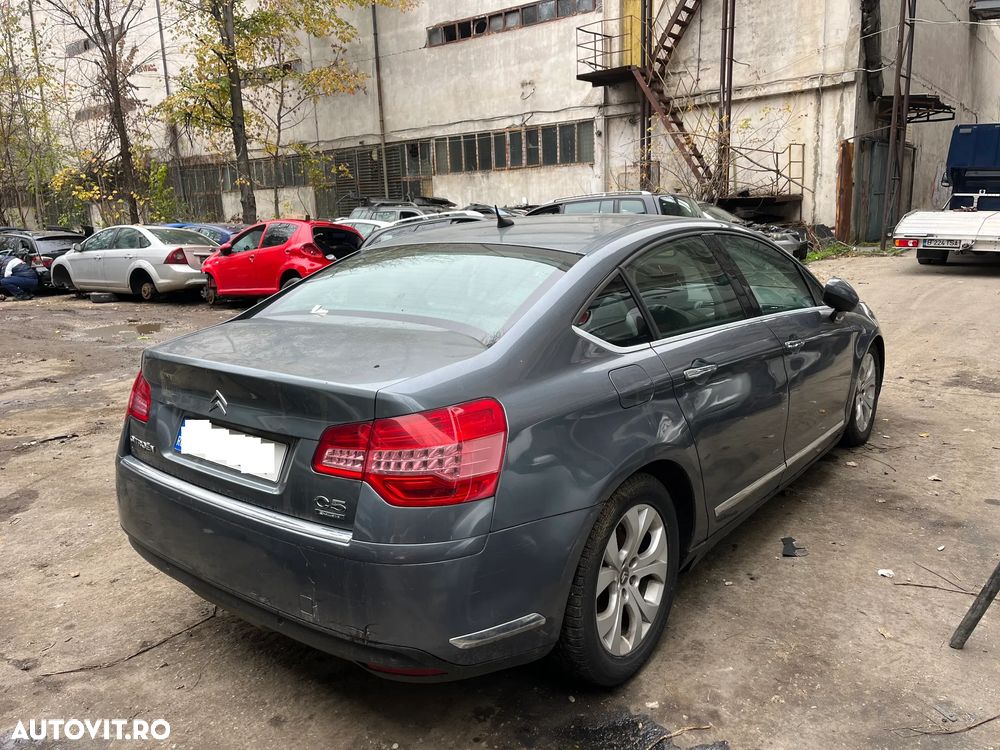 Dezmembrez Citroen C5 2009 Exclusive 1,6 HDI gri - 5