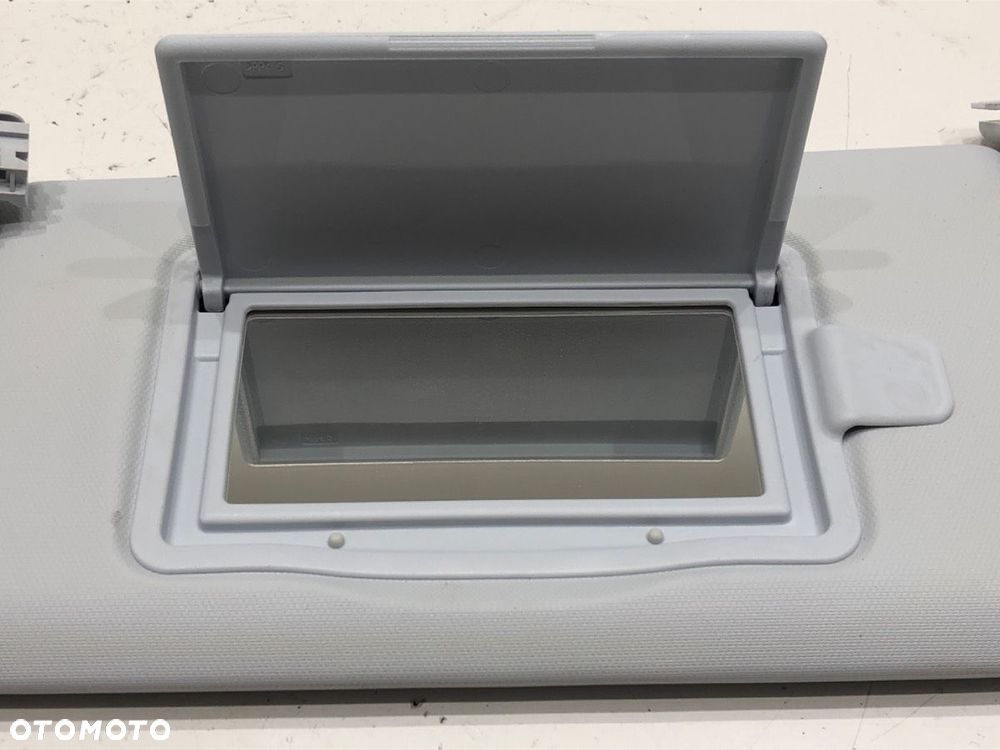 OSŁONA PRZECIWSŁONECZNA LEWY  OPEL CORSA F 2019 - 2022 1.2 (68) 55 kW [75 KM] benzyna 2019 - 2022 - 3