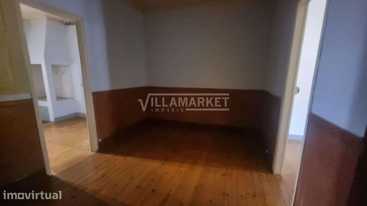 Prédio de Utilização Mista da banca com Potencial Habitacional e Comer - Grande imagem: 5/23